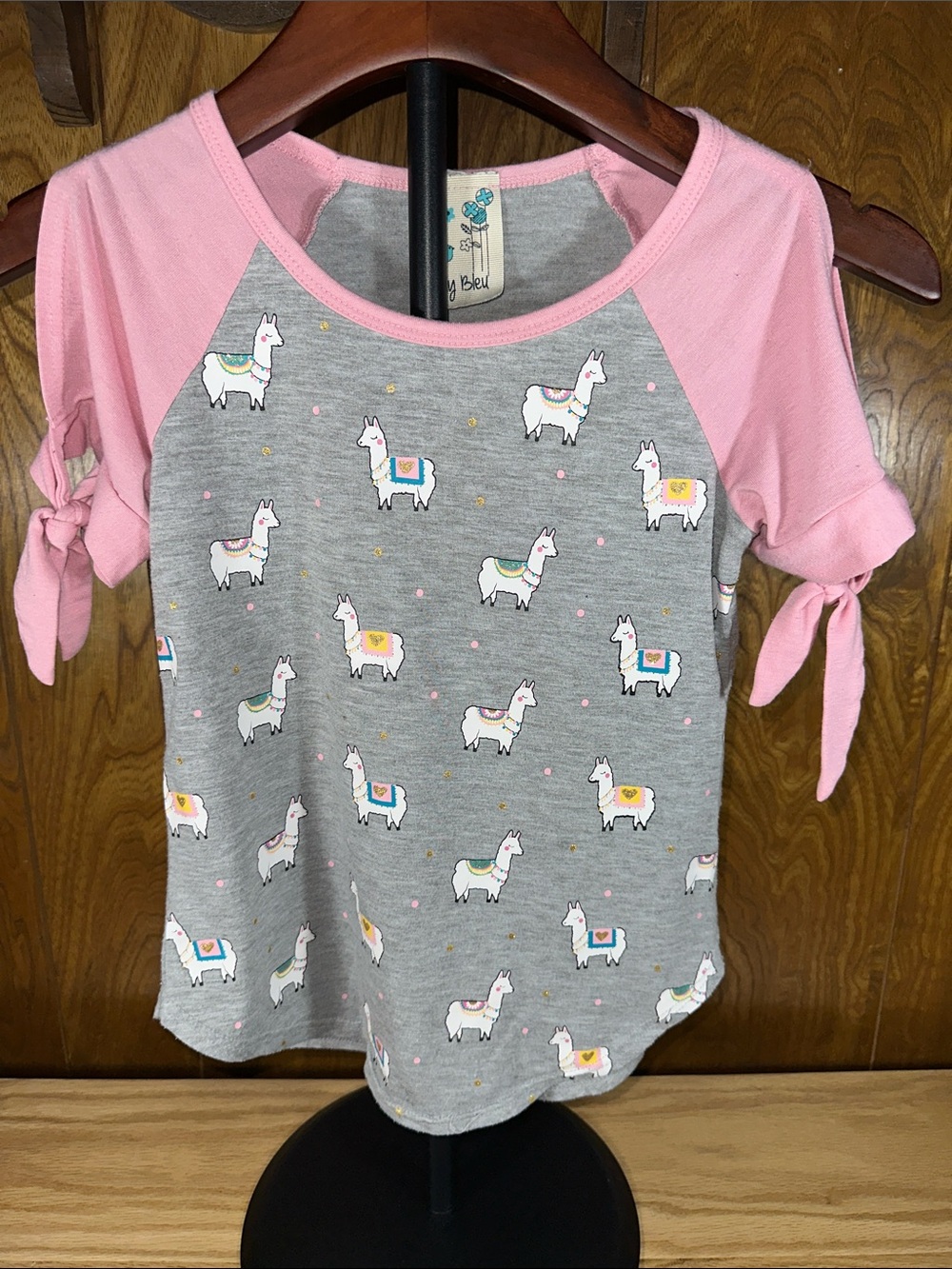 🎉Lily Bleu Pink Raglan Top with Gray Llama Print. Small (7/8) D223